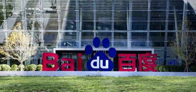 国产边摸边吃奶叫床视频